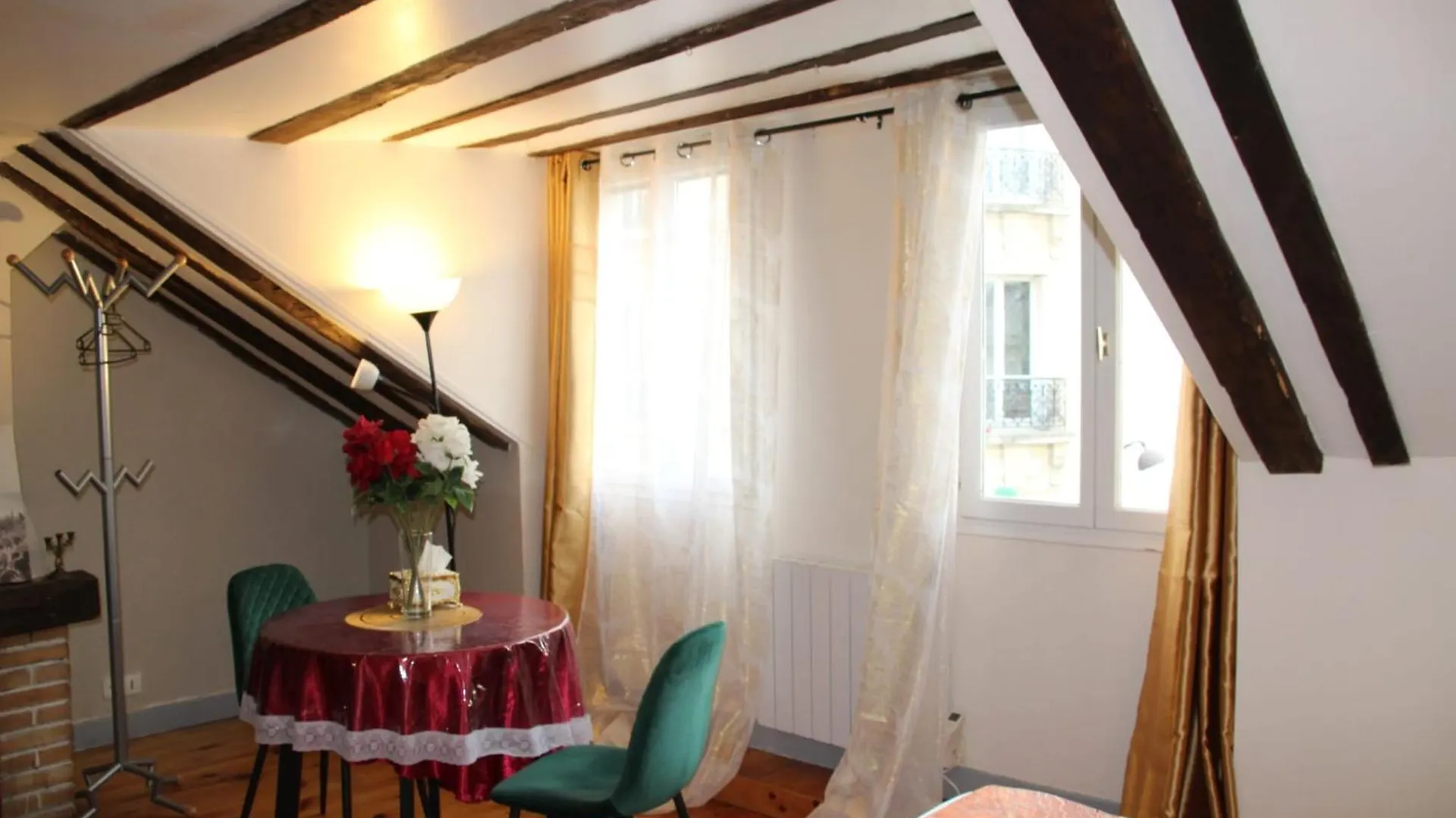 Appartement Montmartre à Paris France